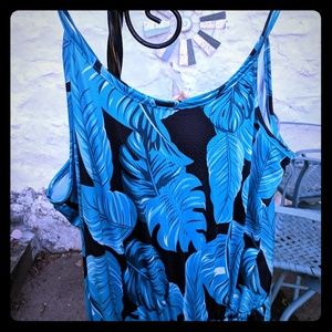 Beachy Sassy Jumpsuit. 🍹🏝️ NWOT